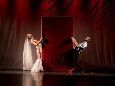 Performance Alka Wnuka oraz spektakl \"RED\" Teatru Beautiful Flowers - 33