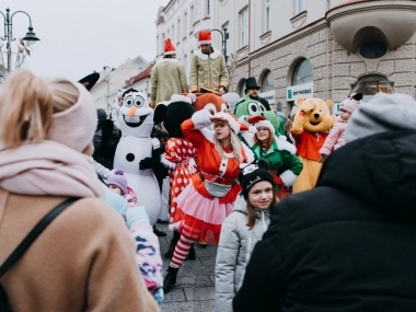 Wizyta Mikołaja na Rynku w Rzeszowie - 15